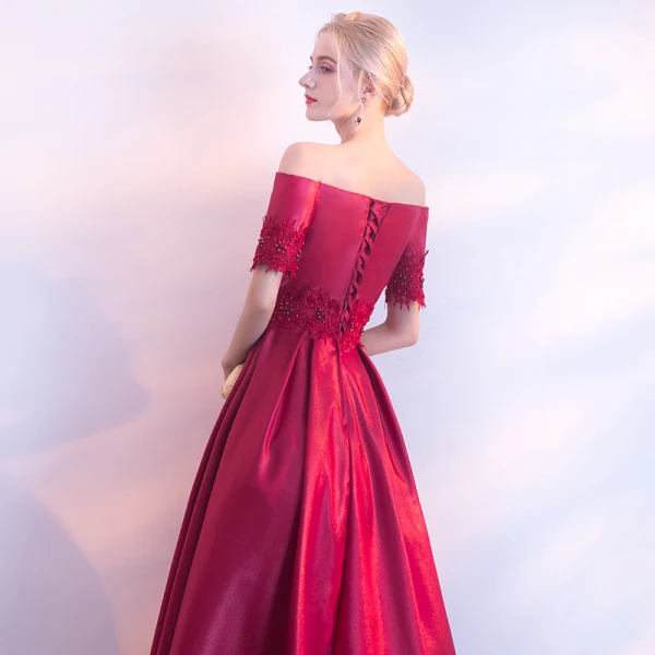Modest / Simple Burgundy Evening Dresses 2017 A-Line / Princess Off-The-Shoulder Short Sleeve Appliques Lace Pearl Floor-Length / Long Backless Formal Dresses