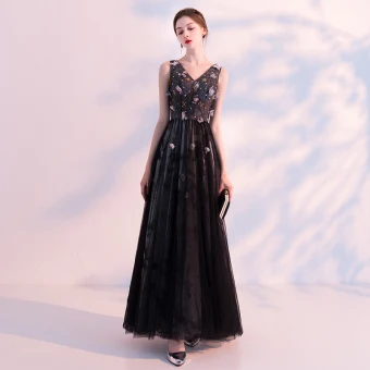Chic Belle Noire Robe De Bal 2018 Princesse V Cou Sans Manches Appliques Fleur Perlage Longueur Cheville Volants Dos Nu Robe De Ceremonie
