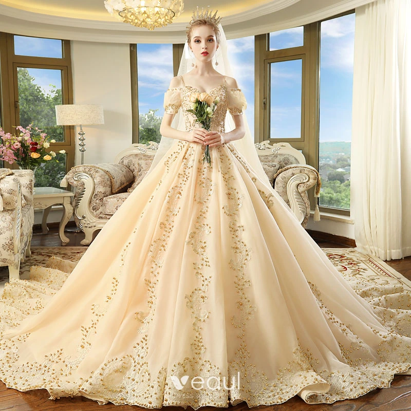 Appliques Lace Spaghetti Straps Ruffles Puffy Bridal Wedding Dress