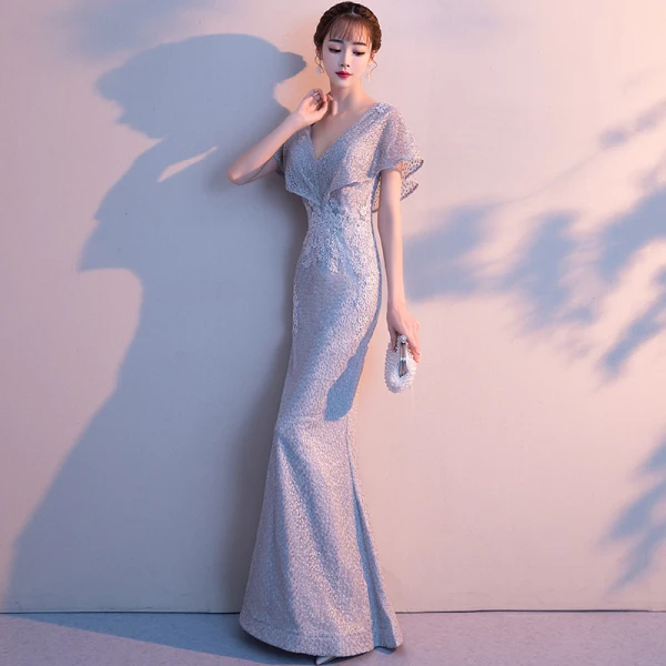 Chic / Belle Gris Robe De Soirée 2018 Trompette / Sirène V-Cou Manches Courtes Appliques En Dentelle Longue Dos Nu Robe De Ceremonie