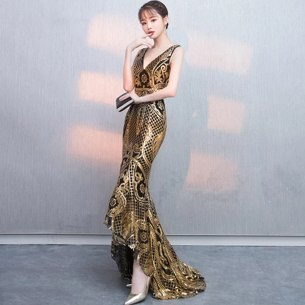 Sexy Black Gold Sequins Evening Dresses 2018 Trumpet / Mermaid V-Neck Sleeveless Asymmetrical Ruffle Backless Formal Dresses Sexy Black Gold Sequins Evening Dresses 2018 Trumpet / Mermaid V-Neck Sleeveless Asymmetrical Ruffle Backless Formal Dresses