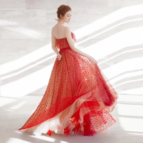 Affordable Red See-through Prom Dresses 2018 A-Line / Princess Scoop Neck Sleeveless Sash Spotted Tulle Floor-Length / Long Ruffle Formal Dresses