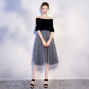Abordable Bleu Marine Robe De Soirée 2018 Princesse De L Épaule 1 2 Manches Ceinture Glitter Tulle Thé Longueur Volants Dos Nu Robe De Ceremonie