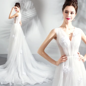 Charmant Ivoire Organza Robe De Mariée 2018 Princesse V Cou Sans Manches Appliques Fleur Chapel Train Volants