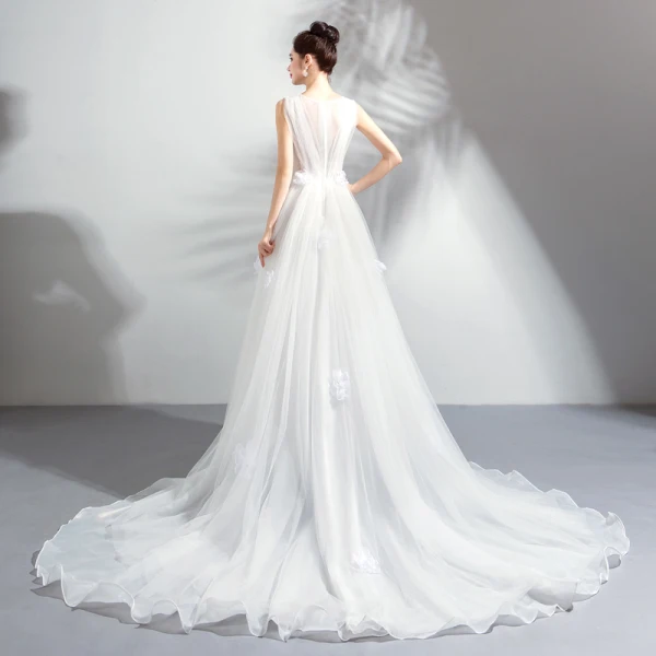 Charming Ivory Organza Wedding Dresses 2018 A-Line / Princess V-Neck Sleeveless Appliques Flower Chapel Train Ruffle
