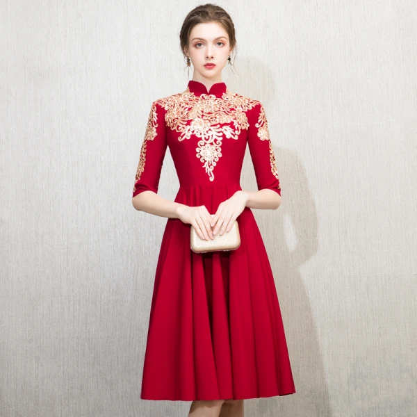 Chinese style Burgundy Homecoming Graduation Dresses 2018 A-Line / Princess High Neck 1/2 Sleeves Embroidered Tea-length Ruffle Formal Dresses