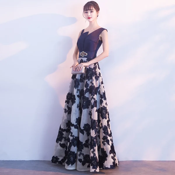 Chic / Beautiful Navy Blue Prom Dresses 2017 A-Line / Princess Amazing / Unique V-Neck Sleeveless Appliques Lace Rhinestone Floor-Length / Long Backless Formal Dresses