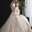 Eleganta Champagne Bröllopsklänningar 2020 Balklänning Av Axeln Pösigt Korta ärm Halterneck Appliqués Spets Beading Cathedral Train Ruffle