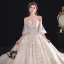 Eleganta Champagne Bröllopsklänningar 2020 Balklänning Av Axeln Pösigt Korta ärm Halterneck Appliqués Spets Beading Cathedral Train Ruffle