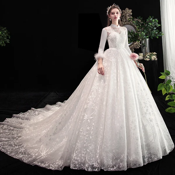Vintage Prisvärd Elfenben Genomskinliga Bröllopsklänningar 2020 Prinsessa Hög Hals 3/4 ärm Halterneck Appliqués Spets Beading Chapel Train Ruffle