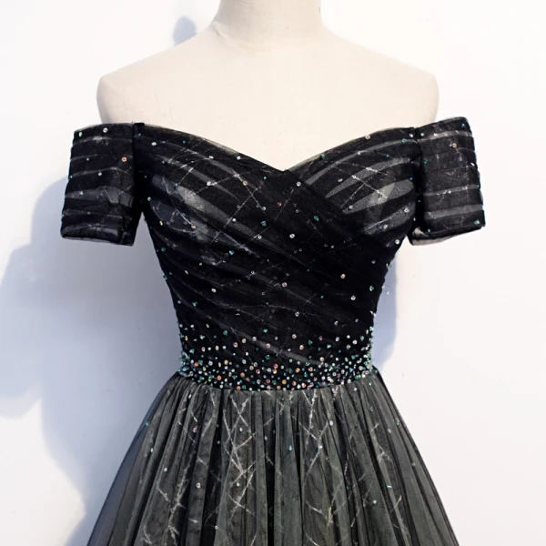 Mode Noire Robe De Soirée 2020 Princesse De l'épaule Manches Courtes Paillettes Perlage Train De Balayage Volants Dos Nu Robe De Ceremonie