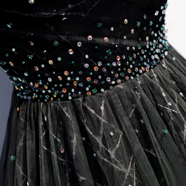 Mode Noire Robe De Soirée 2020 Princesse De l'épaule Manches Courtes Paillettes Perlage Train De Balayage Volants Dos Nu Robe De Ceremonie
