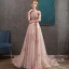 Haut de Gamme Perle Rose Robe De Soirée 2020 Princesse De l'épaule Manches Courtes Appliques En Dentelle Perlage Train De Balayage Volants Dos Nu Robe De Ceremonie
