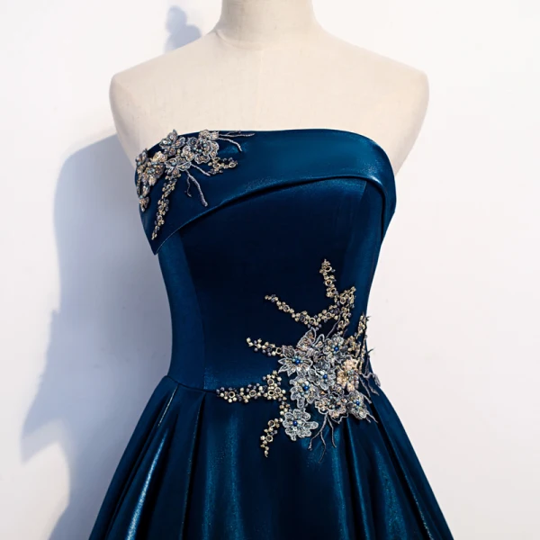Chic / Beautiful Ink Blue Satin Evening Dresses 2020 A-Line / Princess Strapless Sleeveless Appliques Lace Beading Floor-Length / Long Ruffle Backless Formal Dresses