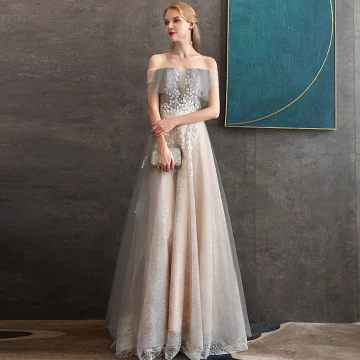 Eleganckie Szampan Koronkowe Sukienki Wieczorowe 2020 Princessa Przy Ramieniu Kótkie Rękawy Aplikacje Kwiat Frezowanie Długie Wzburzyć Bez Pleców Sukienki Wizytowe
