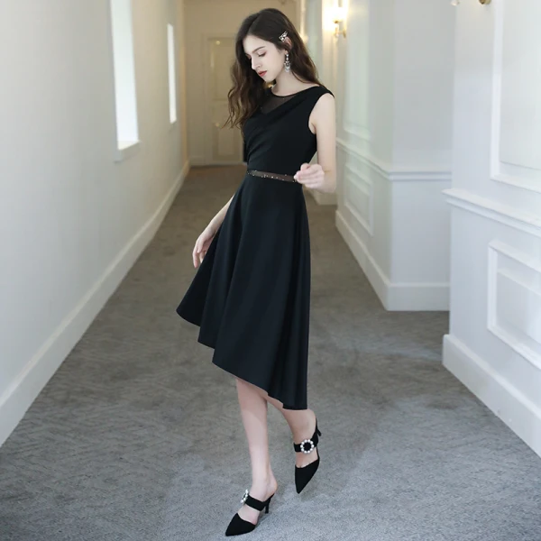 Fashion Black See-through Homecoming Graduation Dresses 2020 A-Line / Princess Scoop Neck Sleeveless Sequins Asymmetrical Backless Formal Dresses