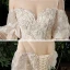 Chic / Belle Champagne Transparentes Grande Taille Robe De Mariée 2020 Encolure Dégagée Gonflée 3/4 Manches Dos Nu Appliques En Dentelle Perlage Cathedral Train Volants