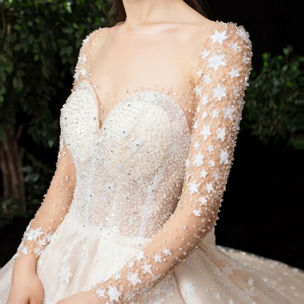 Fabuleux Champagne Transparentes Étoile Robe De Mariée 2020 Robe Boule Encolure Carrée Manches Longues Dos Nu Glitter Tulle Fait main Perlage Cathedral Train Volants