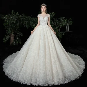 Best Champagne Lace Wedding Dresses 2020 Ball Gown See Through Square Neckline Short Sleeve Appliques Lace Beading Chapel Train Ruffle