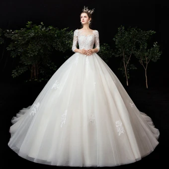 Haut De Gamme Champagne Transparentes Robe De Mariée 2020 Robe Boule Encolure Carrée 3 4 Manches Dos Nu Percé Appliques En Dentelle Chapel Train Volants