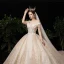 Luxe Champagne Robe De Mariée 2020 Robe Boule De l'épaule Manches Courtes Dos Nu Perlage Glitter Paillettes Tulle Royal Train Volants
