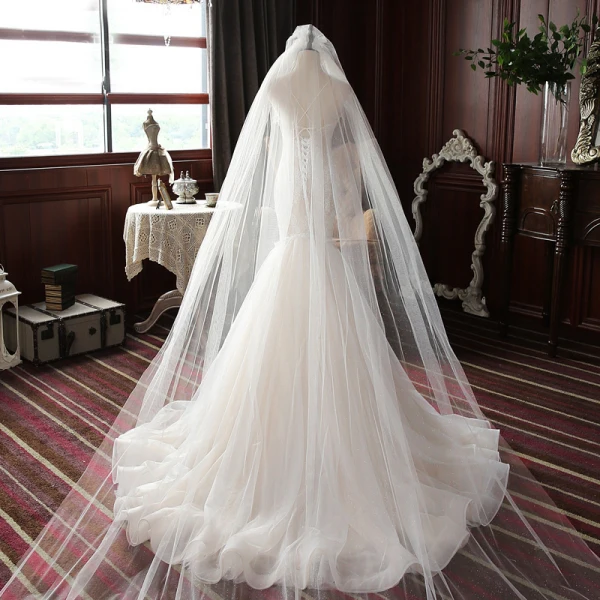 High-end Champagne Outdoor / Garden Wedding Dresses 2020 Trumpet / Mermaid Spaghetti Straps Sleeveless Backless Appliques Lace Sweep Train Ruffle