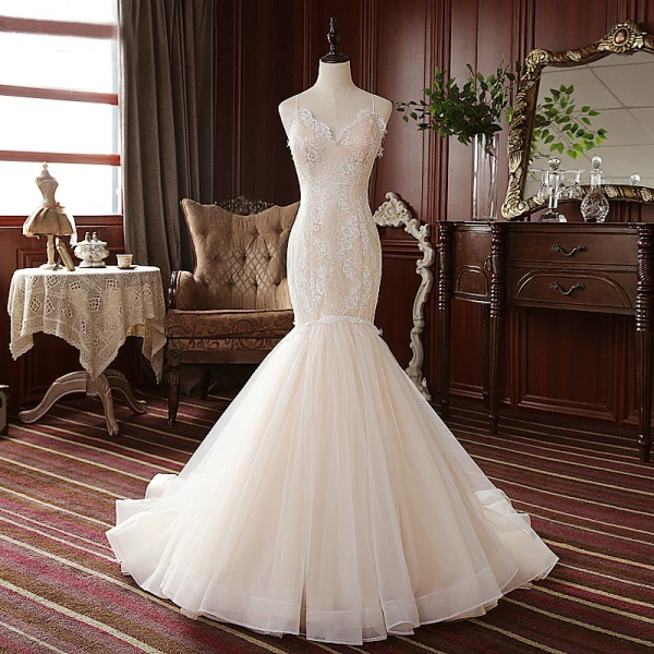 High-end Champagne Outdoor / Garden Wedding Dresses 2020 Trumpet / Mermaid Spaghetti Straps Sleeveless Backless Appliques Lace Sweep Train Ruffle