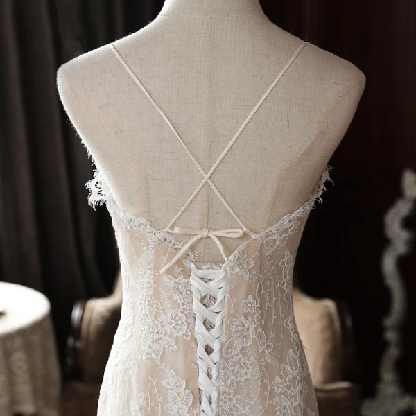 High-end Champagne Outdoor / Garden Wedding Dresses 2020 Trumpet / Mermaid Spaghetti Straps Sleeveless Backless Appliques Lace Sweep Train Ruffle