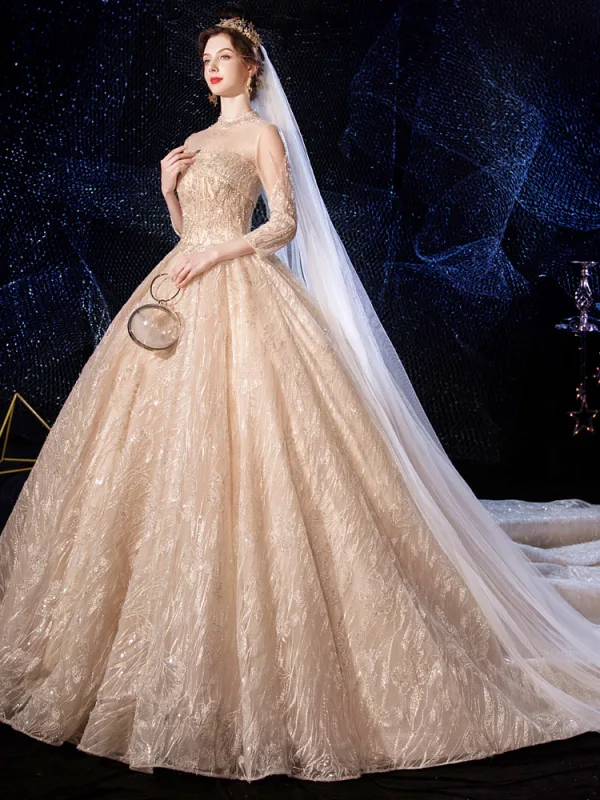 Luxe Champagne Transparentes Robe De Mariée 2020 Robe Boule Col Haut 3/4 Manches Dos Nu Glitter Appliques En Dentelle Fait main Perlage Royal Train Volants