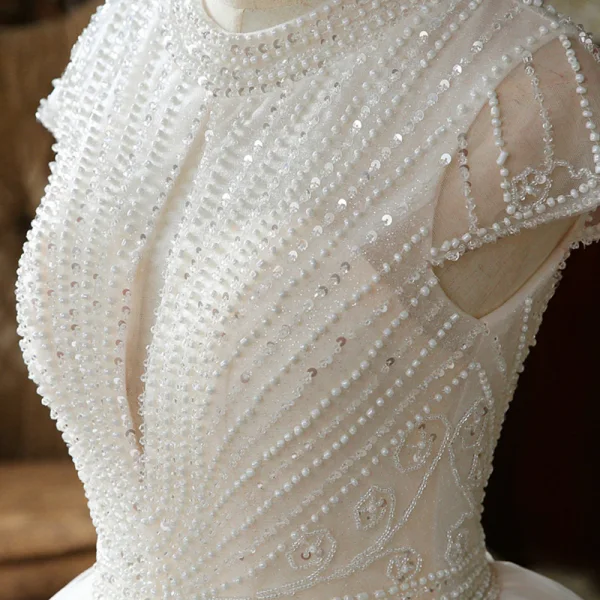 High-end Champagne Outdoor / Garden Wedding Dresses 2020 Ball Gown Scoop Neck Short Sleeve Backless Handmade Beading Floor-Length / Long Ruffle