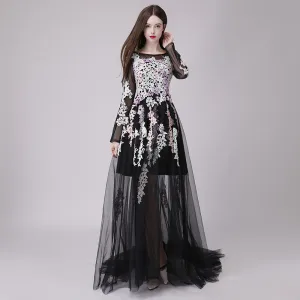 Abordable Noire Transparentes Été Robe De Bal 2018 Princesse Appliques En Dentelle Encolure Dégagée Manches Longues Tribunal Train Volants Robe De Ceremonie