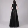 Chinese style Black Prom Dresses 2018 A-Line / Princess High Neck Sleeveless Appliques Lace Beading Sequins Floor-Length / Long Ruffle Formal Dresses