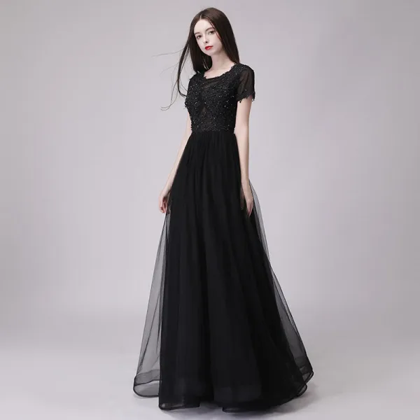 Affordable Black Prom Dresses 2018 A-Line / Princess Scoop Neck Short Sleeve Appliques Lace Beading Floor-Length / Long Ruffle Backless Formal Dresses
