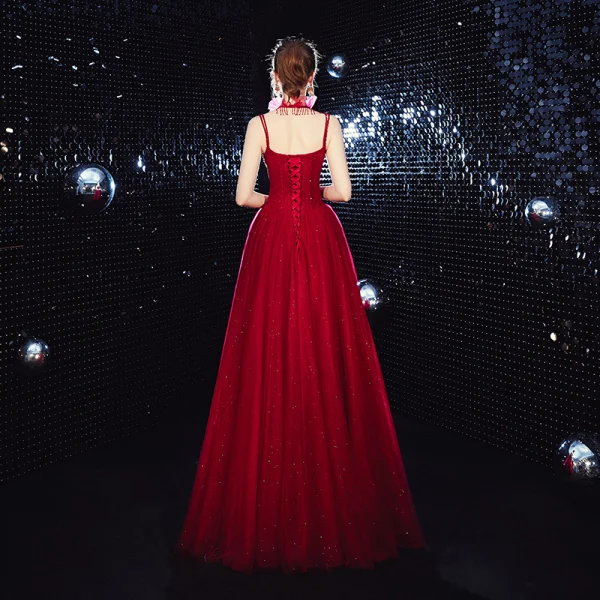 Elegant Burgundy Evening Dresses 2020 A-Line / Princess Spaghetti Straps Sleeveless Glitter Tulle Beading Floor-Length / Long Ruffle Backless Formal Dresses