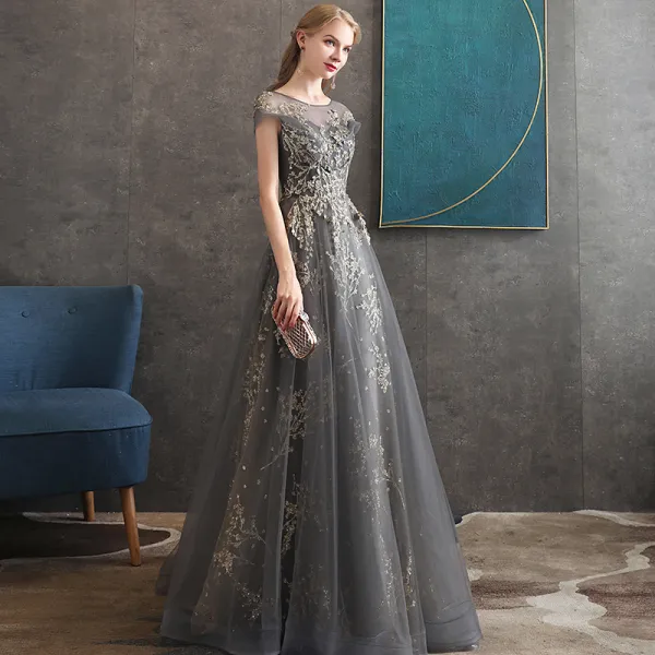 Elegant Grey Evening Dresses  2020 A-Line / Princess See-through Scoop Neck Short Sleeve Beading Glitter Tulle Sweep Train Ruffle Backless Formal Dresses