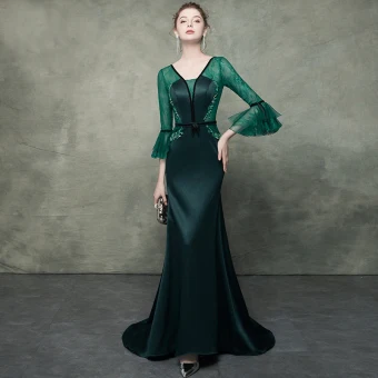 Élégant Vert Foncé Transparentes Robe De Soirée 2019 Trompette Sirène V Cou Manches De Cloche Faux Diamant Perlage Ceinture Train De Balayage Volants Dos Nu Robe De Ceremonie
