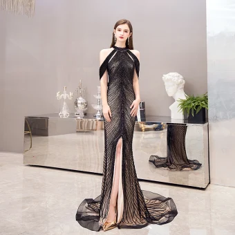 High End Black Evening Dresses 2020 Trumpet Mermaid Halter Sleeveless Handmade Beading Split Front Sweep Train Ruffle Backless Formal Dresses
