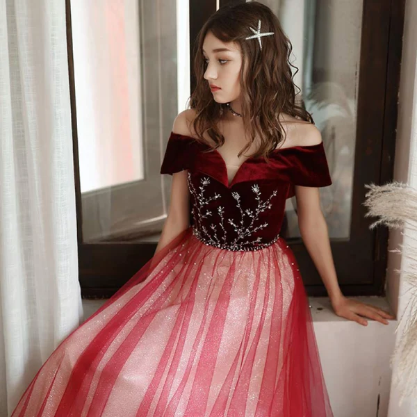 Chic / Beautiful Red Suede Evening Dresses  2020 A-Line / Princess Off-The-Shoulder Short Sleeve Beading Glitter Tulle Floor-Length / Long Ruffle Backless Formal Dresses