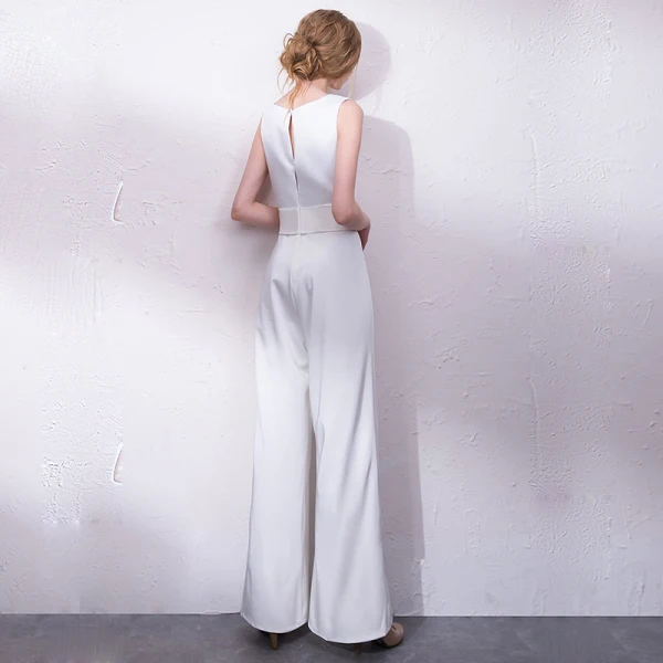 Elegante Ivory / Creme Overall 2019 V-Ausschnitt Ärmellos Stoffgürtel Lange Abendkleider
