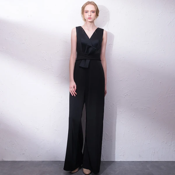 Elegante Ivory / Creme Overall 2019 V-Ausschnitt Ärmellos Stoffgürtel Lange Abendkleider