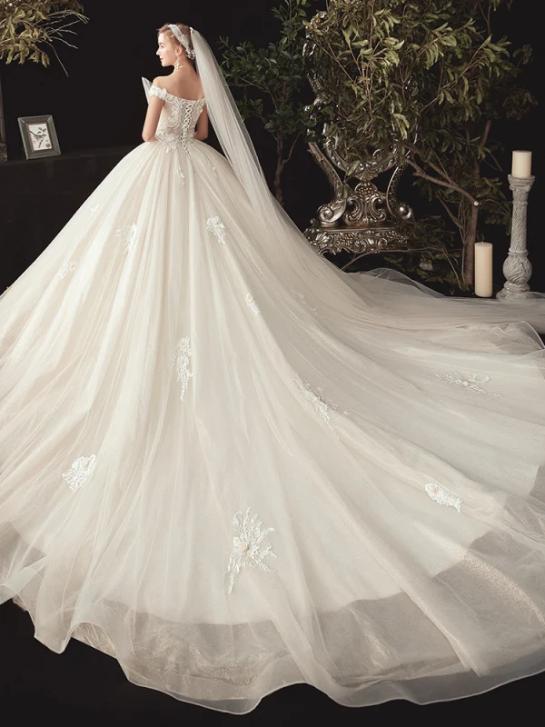 Chic / Beautiful Ivory Wedding Dresses 2020 Ball Gown Off-The-Shoulder Short Sleeve Backless Glitter Organza Appliques Lace Beading Chapel Train Ruffle