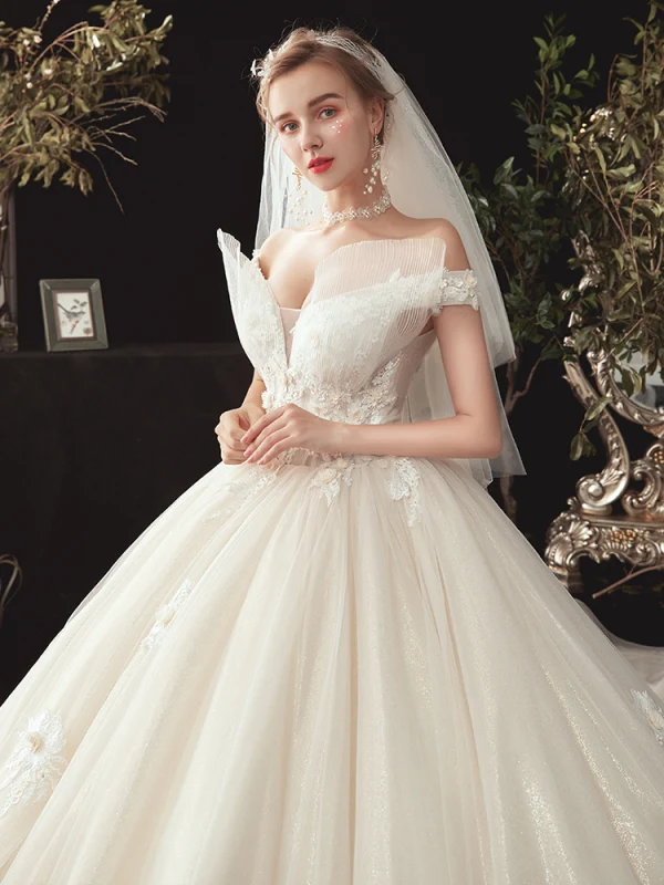 Chic / Beautiful Ivory Wedding Dresses 2020 Ball Gown Off-The-Shoulder Short Sleeve Backless Glitter Organza Appliques Lace Beading Chapel Train Ruffle