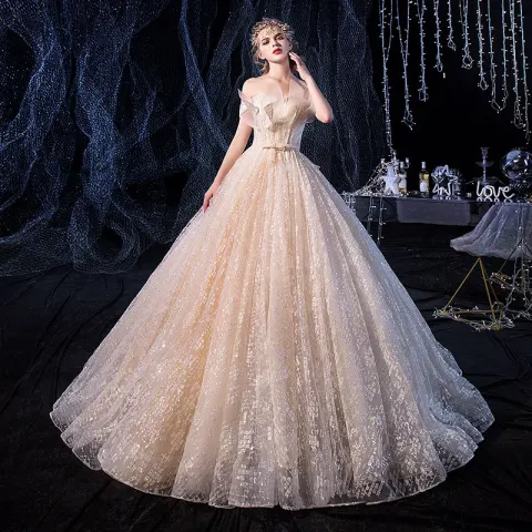 Luxe Champagne Robe De Mariée 2020 Princesse De l'épaule Manches Courtes Dos Nu Noeud Ceinture Glitter Tulle Perlage Tribunal Train Volants