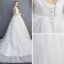Prisvärd Elfenben Bröllopsklänningar 2019 Imperium V-Hals Ärmlös Halterneck Appliqués Spets Chapel Train Ruffle