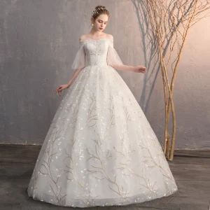 Abordable Ivoire Robe De Mariée 2019 Robe Boule De L 039 Épaule 1 2 Manches Dos Nu Appliques En Dentelle Paillettes Longue