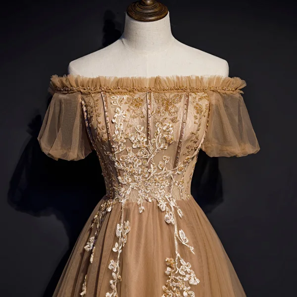 Haut de Gamme Marron Robe De Soirée 2020 Princesse De l'épaule Gonflée Manches Courtes Appliques En Dentelle Perlage Train De Balayage Volants Dos Nu Robe De Ceremonie