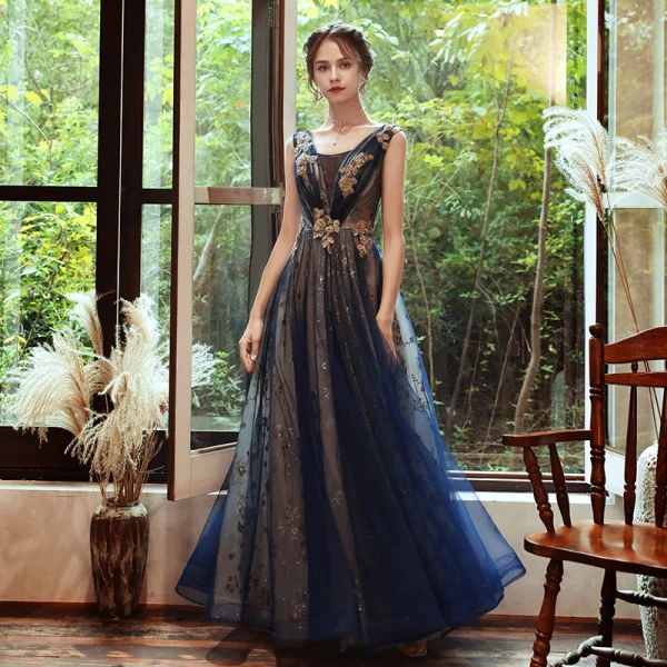 Elegant Navy Blue Evening Dresses 2020 A-Line / Princess See-through Deep V-Neck Sleeveless Appliques Lace Beading Glitter Tulle Floor-Length / Long