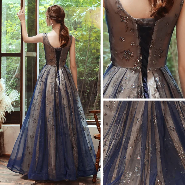 Élégant Bleu Marine Robe De Soirée 2020 Princesse Transparentes Col v profond Sans Manches Appliques En Dentelle Perlage Glitter Tulle Longue Volants Dos Nu