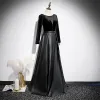 Mode Noire Daim Satin Robe De Soirée 2020 Princesse Transparentes Col v profond Manches Longues Ceinture Longue Dos Nu Robe De Ceremonie