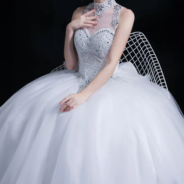 Classic See-through White Outdoor / Garden Wedding Dresses 2020 Ball Gown High Neck Sleeveless Backless Bow Beading Floor-Length / Long Ruffle